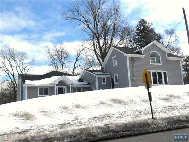 69 Mount Prospect Avenue - Photo 1