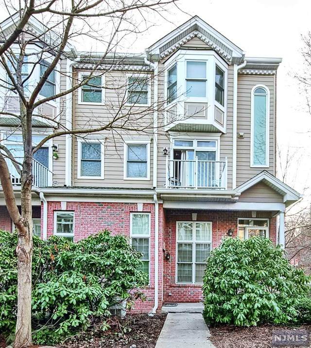 349 Oswego Court - Photo 1