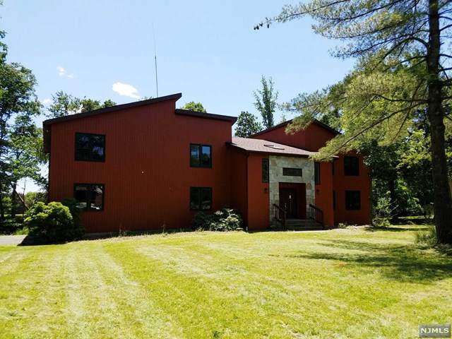 615 James Lane - Photo 1