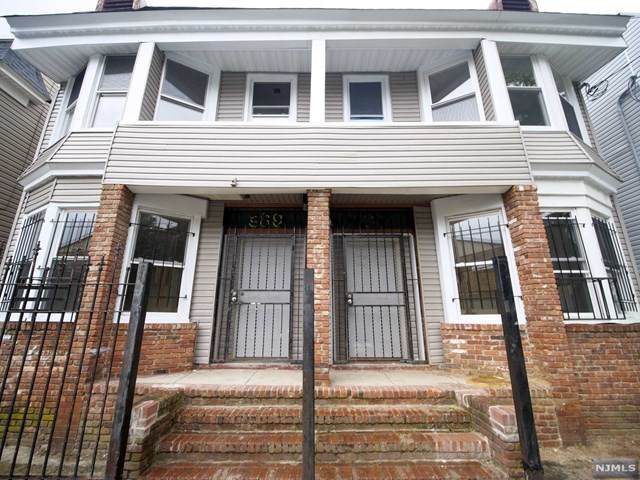 387-389 20th Street - Photo 1