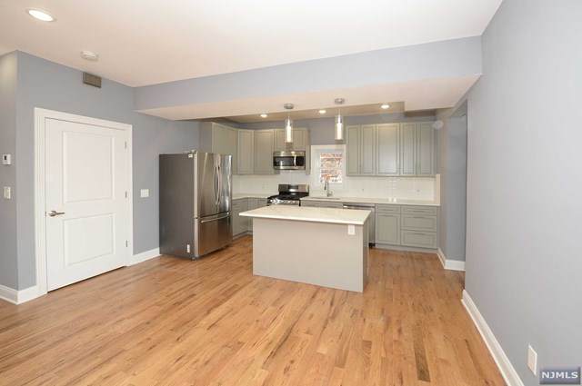 307 Union Avenue - Photo 1