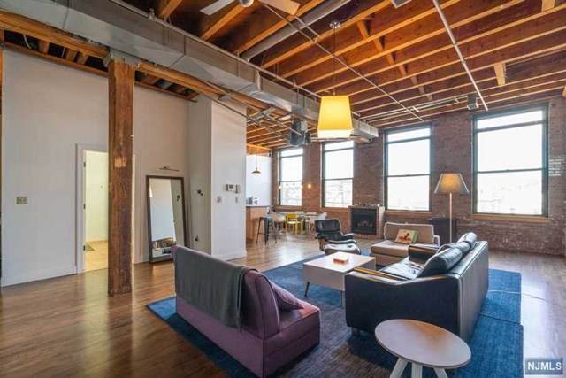 126 Webster Avenue - Photo 1