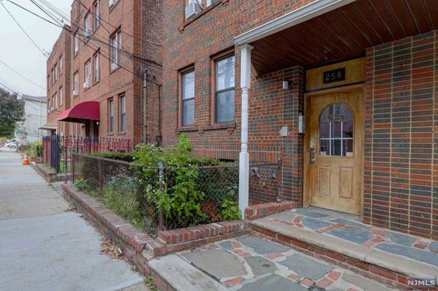258 Clendenny Avenue - Photo 1