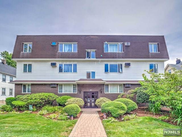137 Orient Way - Photo 1