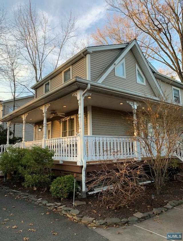 17 Midland Avenue - Photo 1
