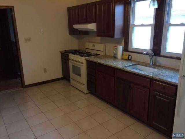 570 Oregon Avenue - Photo 1
