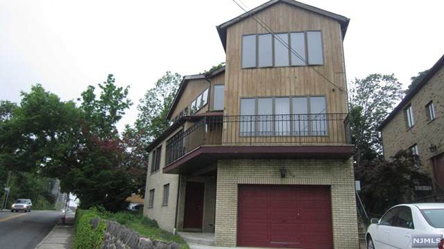 7 Sterling Place - Photo 1