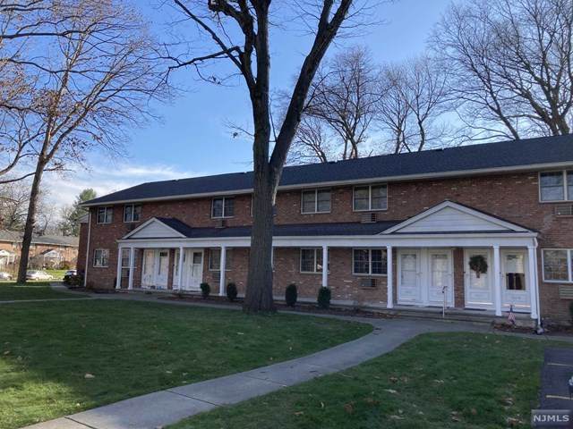1105 Washington Drive - Photo 1