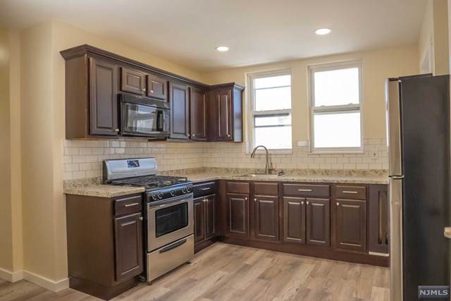 12 Magnolia Street - Photo 1