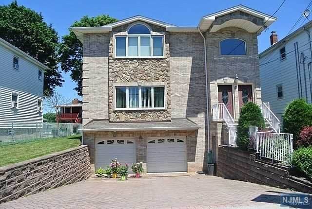 69 Summit Avenue - Photo 1