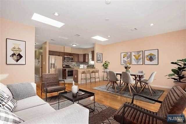 340 St Pauls Avenue - Photo 1