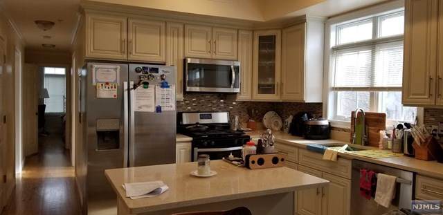 21 Grove Street - Photo 1