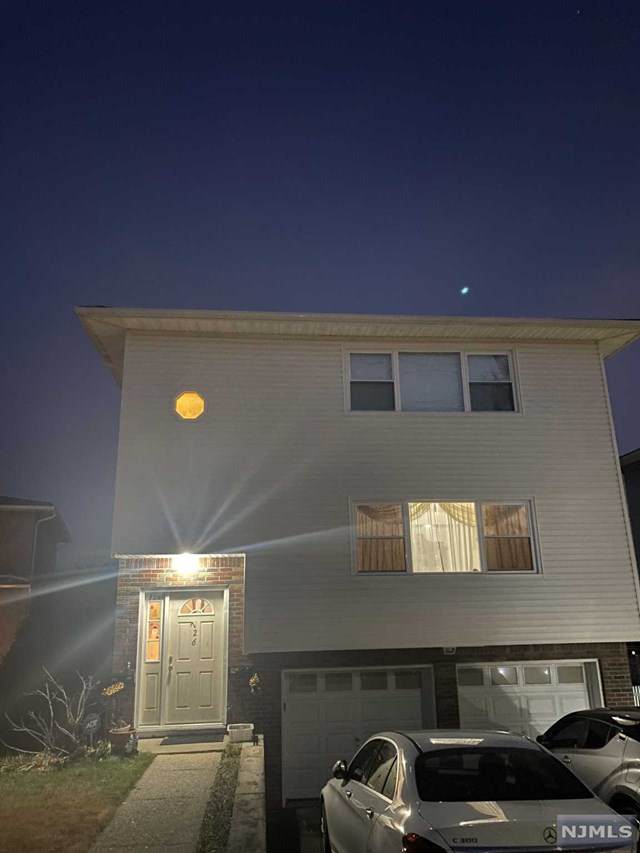 726 Saddle River Road - Photo 1