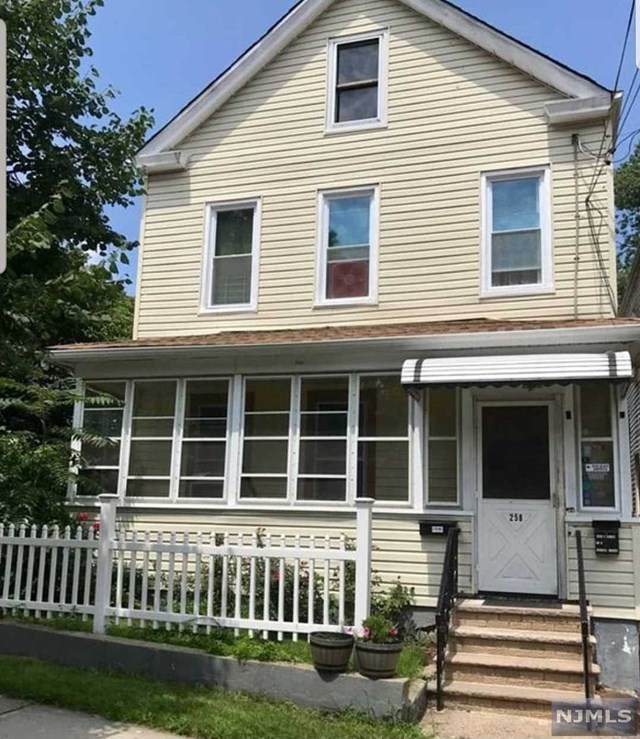 258 Burgess Place - Photo 1