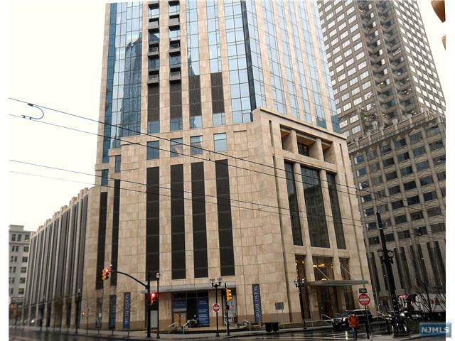 99 Hudson Street - Photo 1