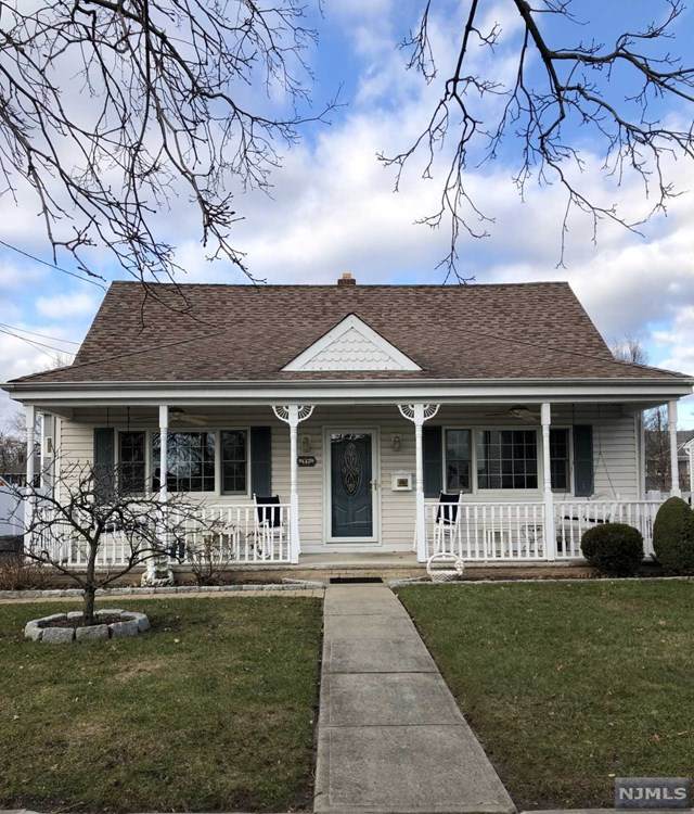 147 Alberta Drive - Photo 1