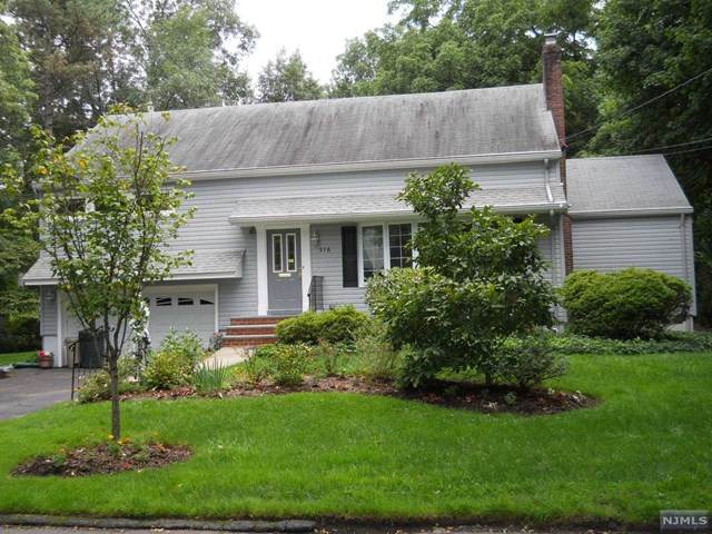 376 Pleasant Lane - Photo 1