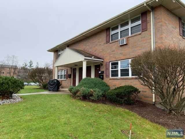 123 Maple Avenue - Photo 1