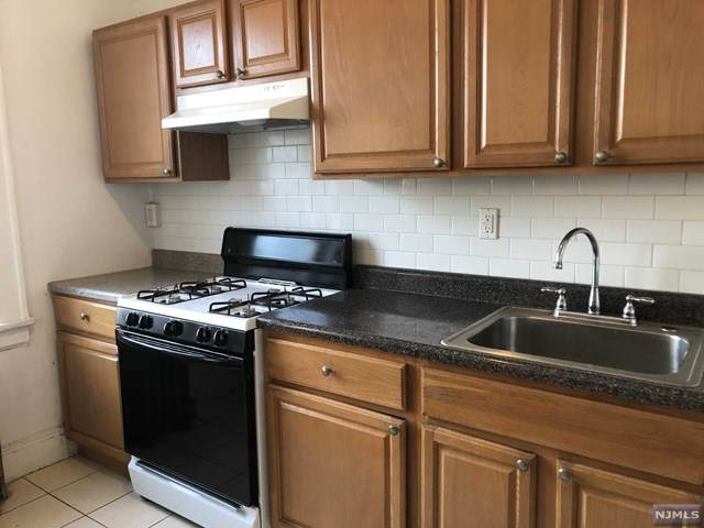 311-315 Queen Anne Road - Photo 1