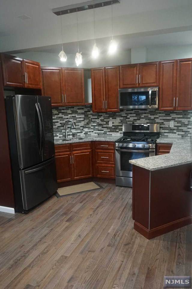 141 Palisade Avenue - Photo 1