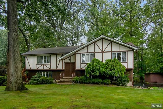 642 Rita Drive - Photo 1