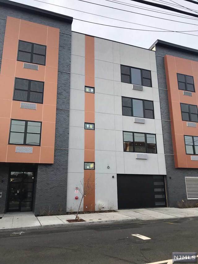 6115-6119 Broadway - Photo 1