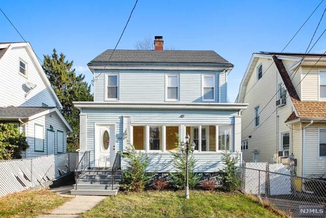 102 Chapman Place - Photo 1