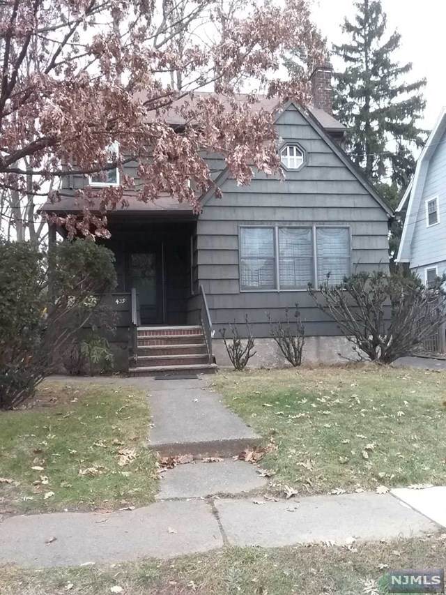 439 Sagamore Avenue - Photo 1