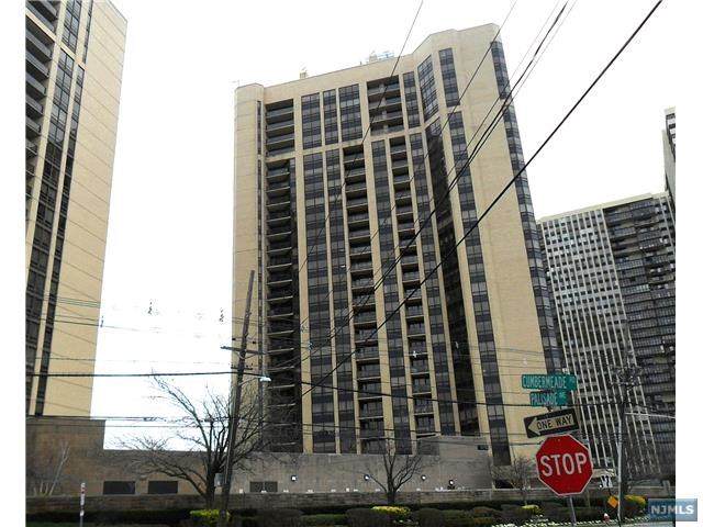 800 Palisade Avenue - Photo 1