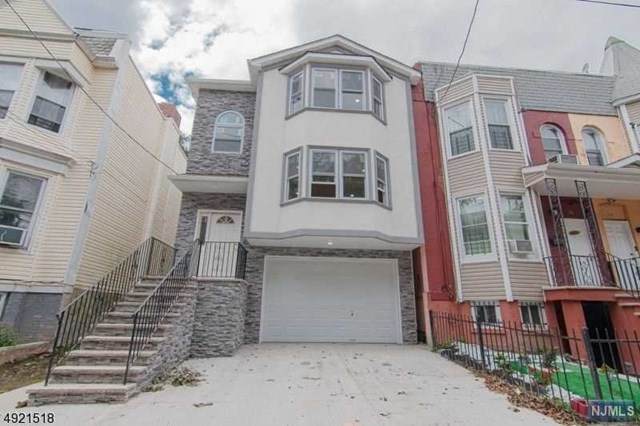 112 13th Street - Photo 1