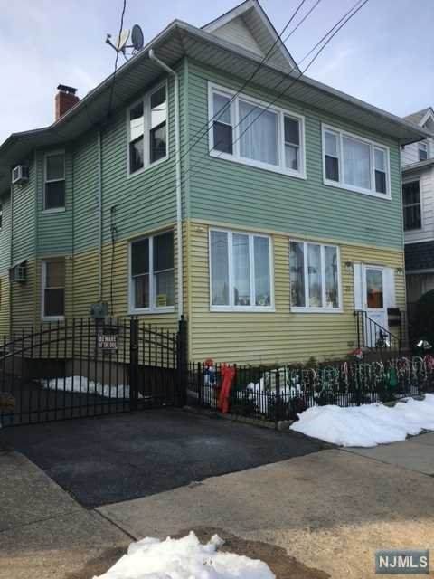 77 Cambridge Avenue - Photo 1