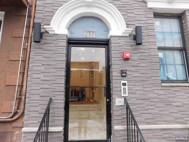 253 Walker Street - Photo 1