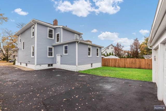 235 Lawrence Avenue - Photo 1