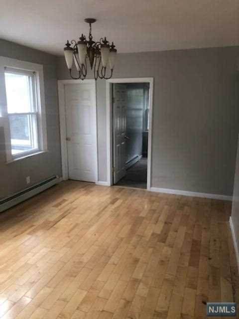 95-97 Alexander Street - Photo 1