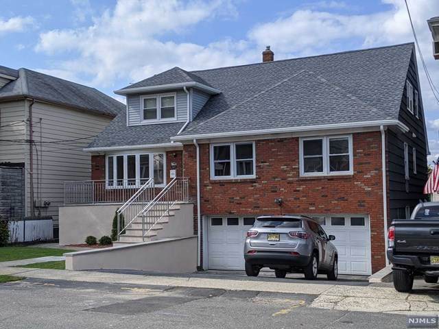 437 7th Street - Photo 1