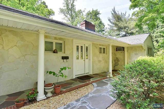 7 Dogwood Lane - Photo 1