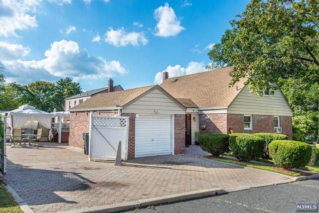 18 Englewood Avenue - Photo 1