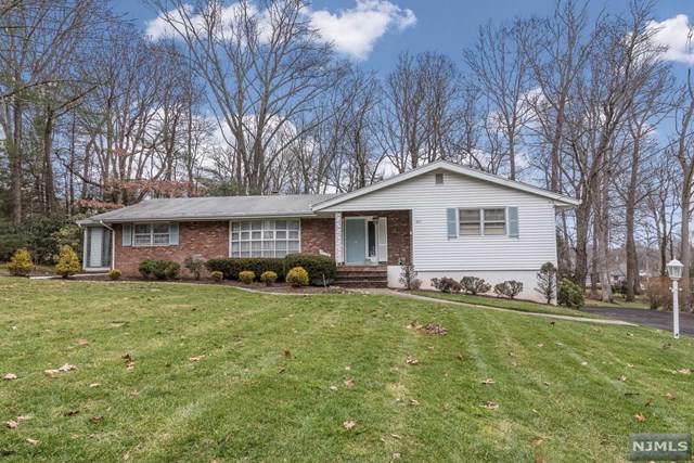 487 Weymouth Drive - Photo 1