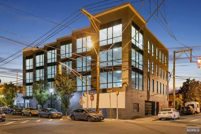 1601 Manhattan Avenue - Photo 1