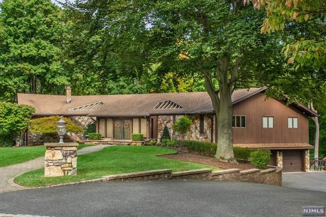 15 Chimney Lane - Photo 1