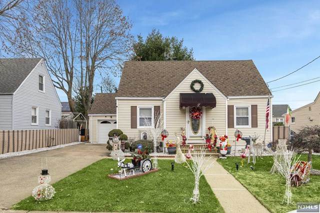 261 Lincoln Avenue - Photo 1