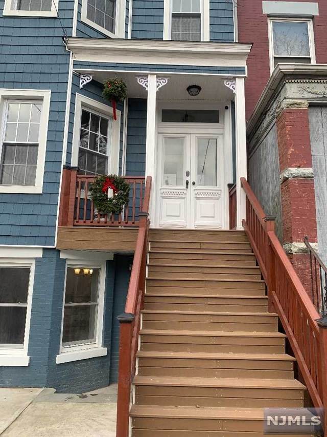 266 Pacific Avenue - Photo 1