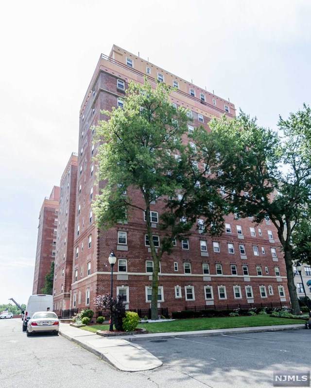 70 Munn Avenue - Photo 1