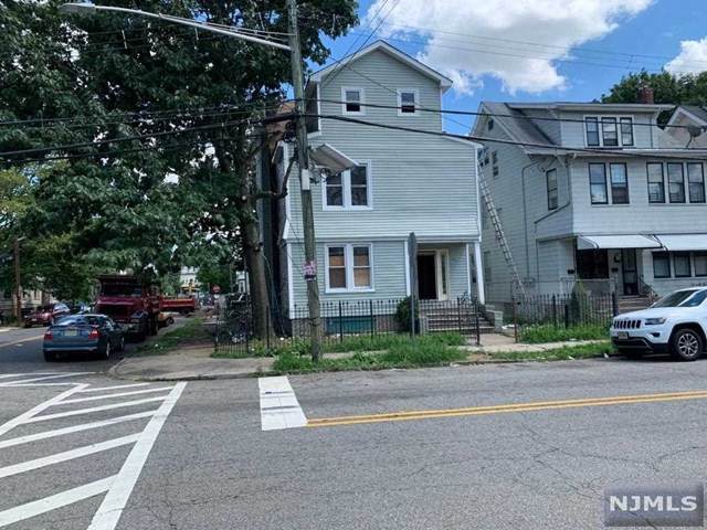 912 20th Street - Photo 1