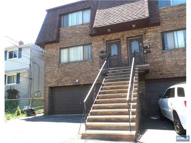 222 Crescent Lane - Photo 1