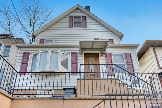 226 7th Street - Photo 1
