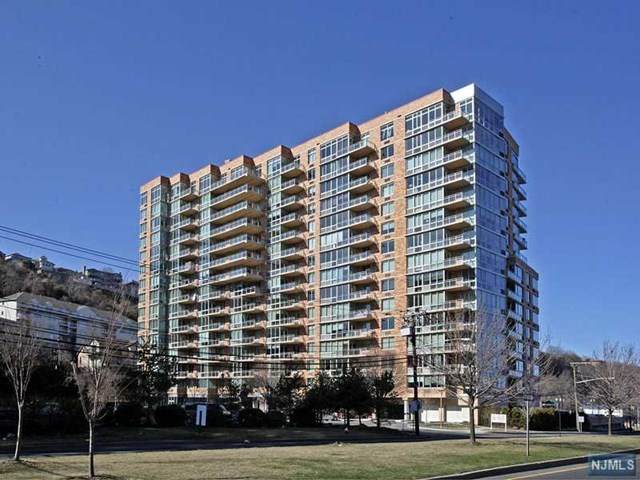 715 Hudson Park - Photo 1