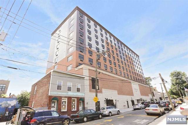 129 37th Street - Photo 1