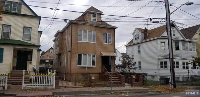 16 Hadley Avenue - Photo 1