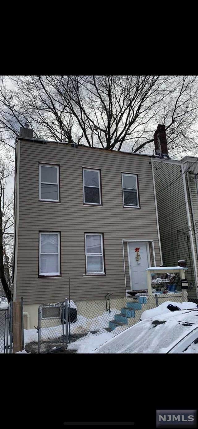 204 1st Street - Photo 1